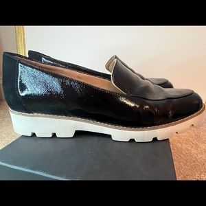 VIONIC black patent loafers with suede heel